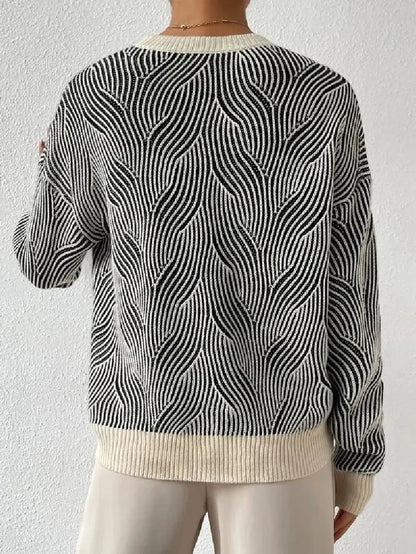 Pullover mit Zopfmuster