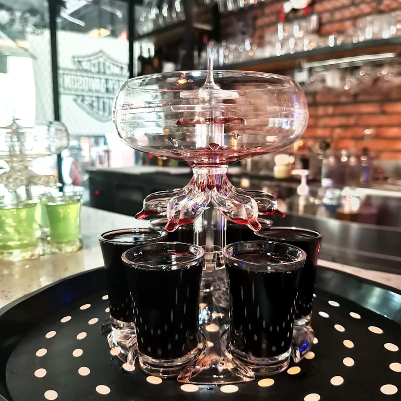 EasyDispenser™ - Weinglas-Set für Familientreffen in der Bar [Letzter Tag Rabatt]