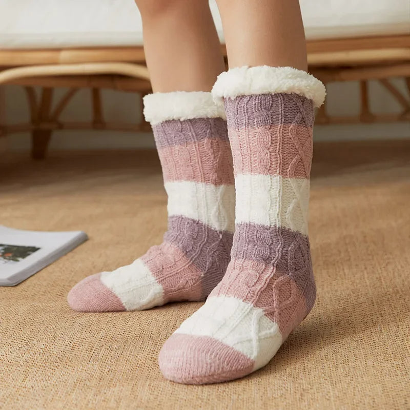 Rutschfeste Indoor-Plüschsocken für Damen